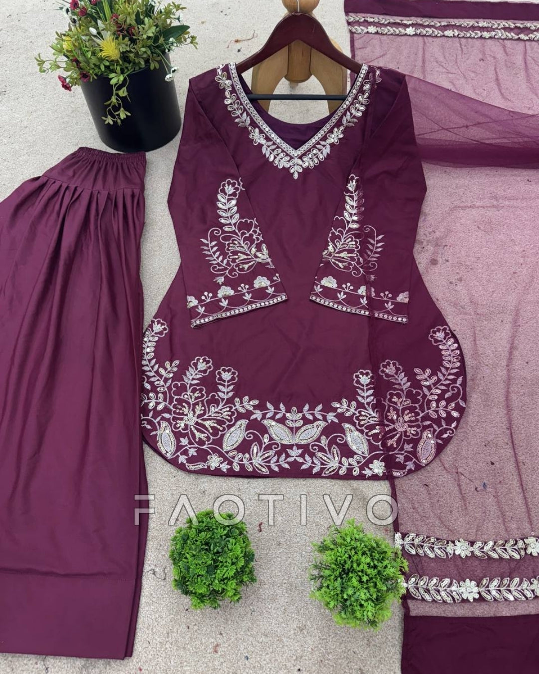 Pakistani Dress Collection Women’s Ethnic Wear