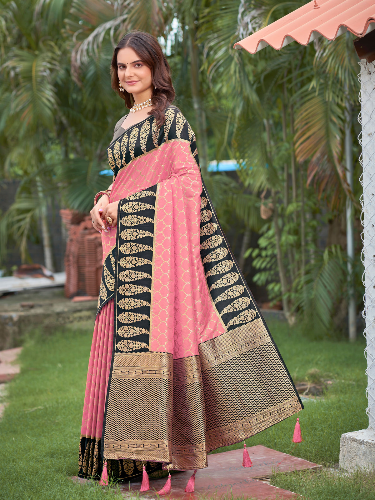 Elegant Pink & Black Jacquard Silk Saree with Zari Woven Paisley Border & Blouse Piece