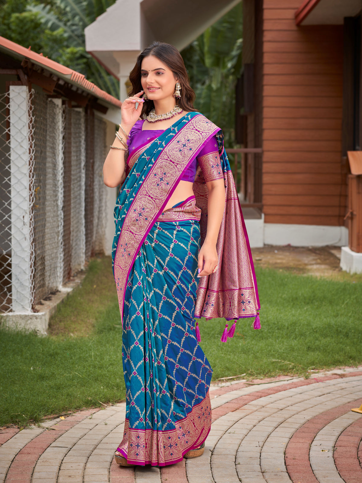 Peacock Blue & Purple Pink Woven Jacquard Silk Saree with Blouse Piece