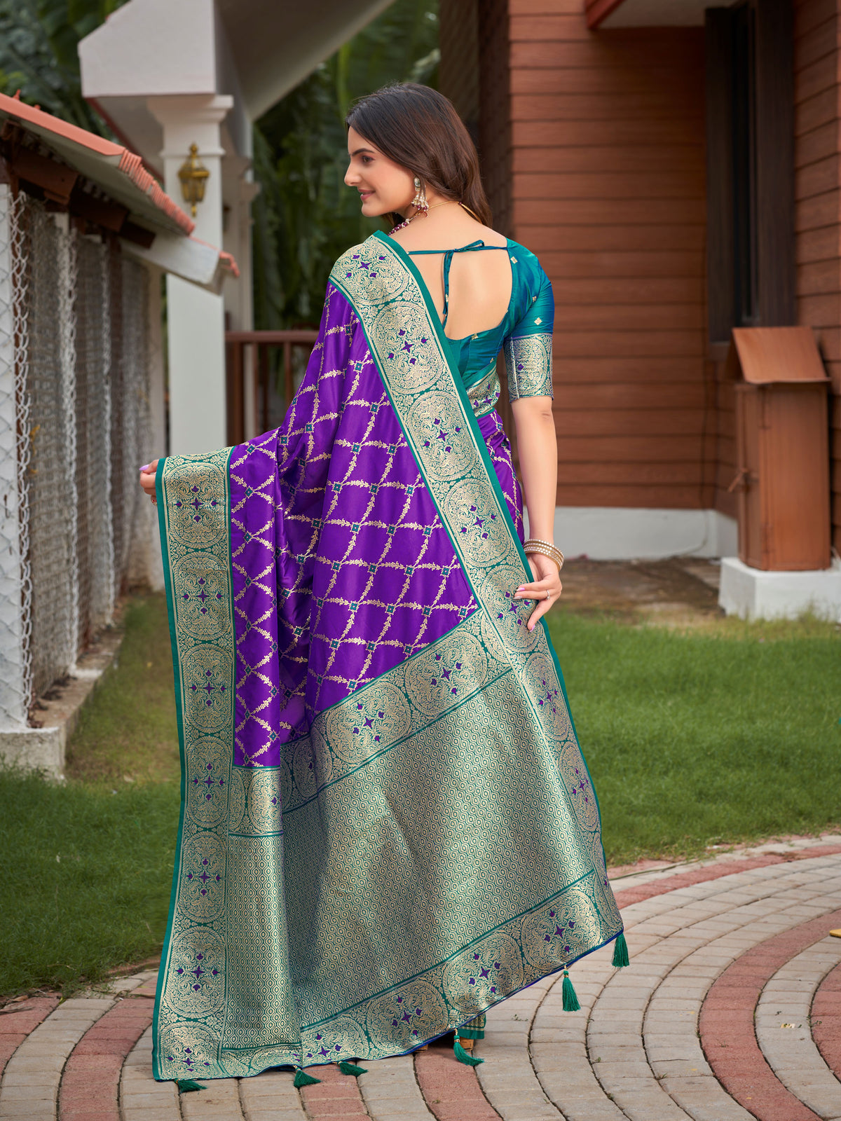 Royal Purple & Peacock Green Woven Jacquard Silk Saree with Blouse Piece