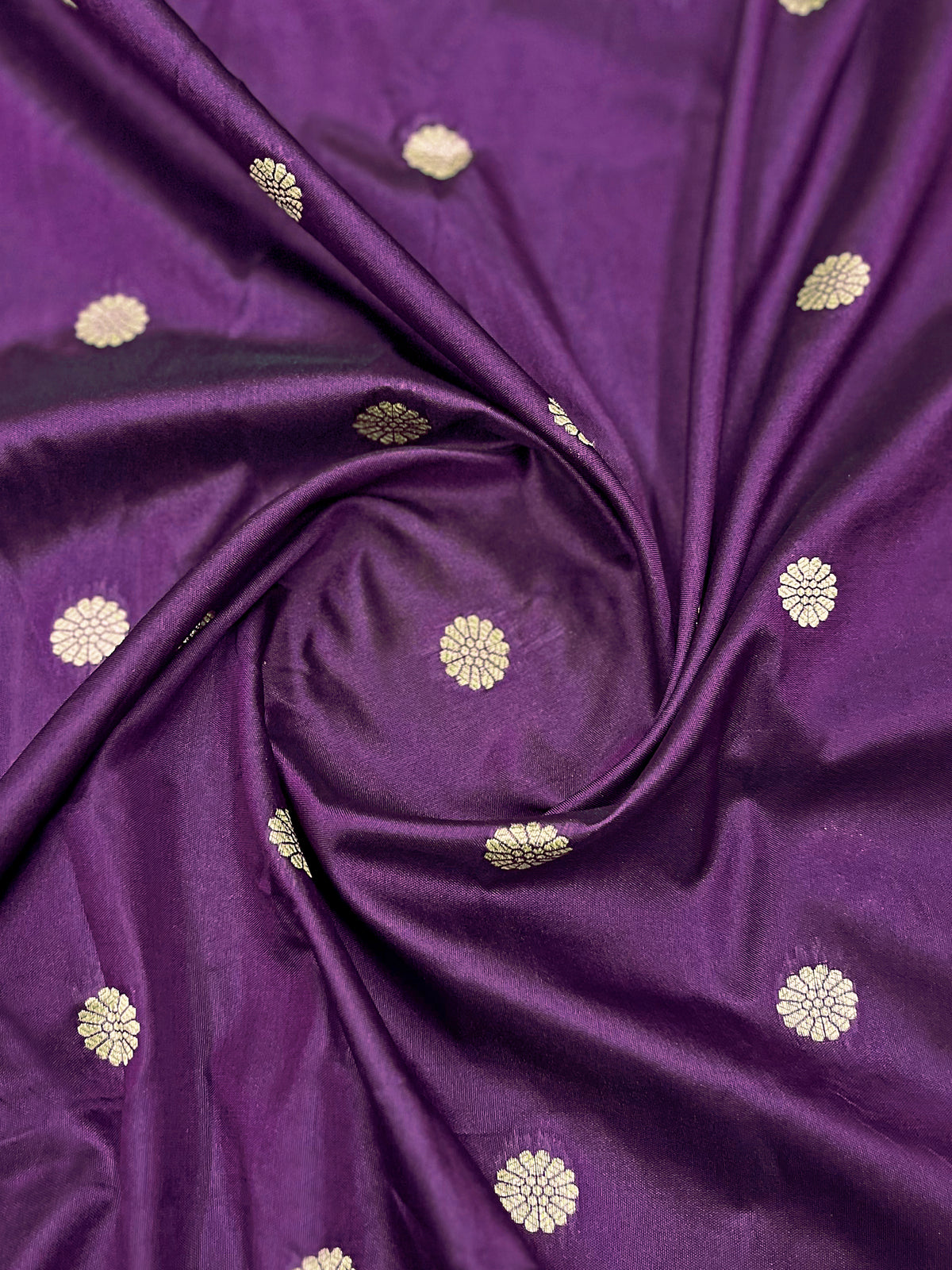 Deep Purple & Magenta Pink Woven Jacquard Silk Saree with Blouse Piece