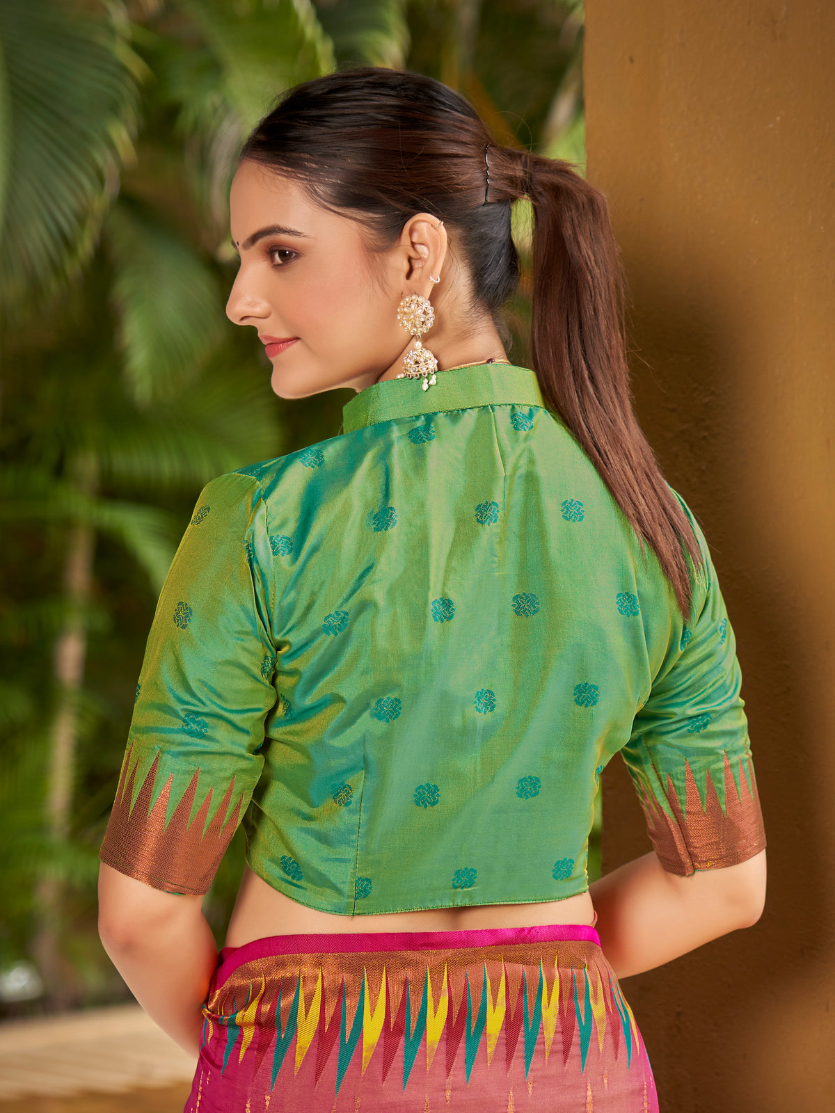 Onion Pink & Emerald Green Ikat Woven Art Silk Saree with Blouse Piece