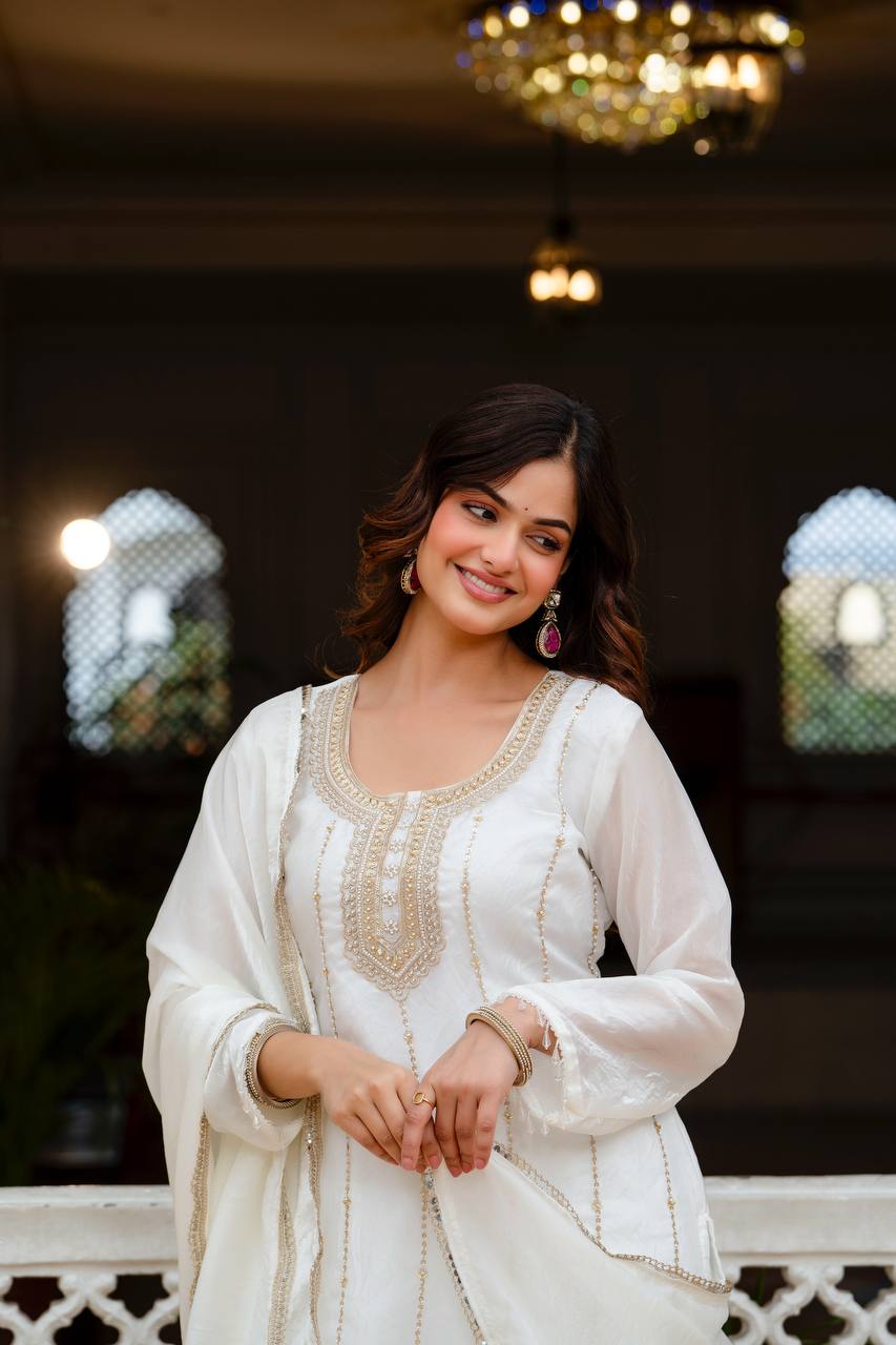 GorIvory White Fandi Silk Kurti Palazzo Dupatta Set