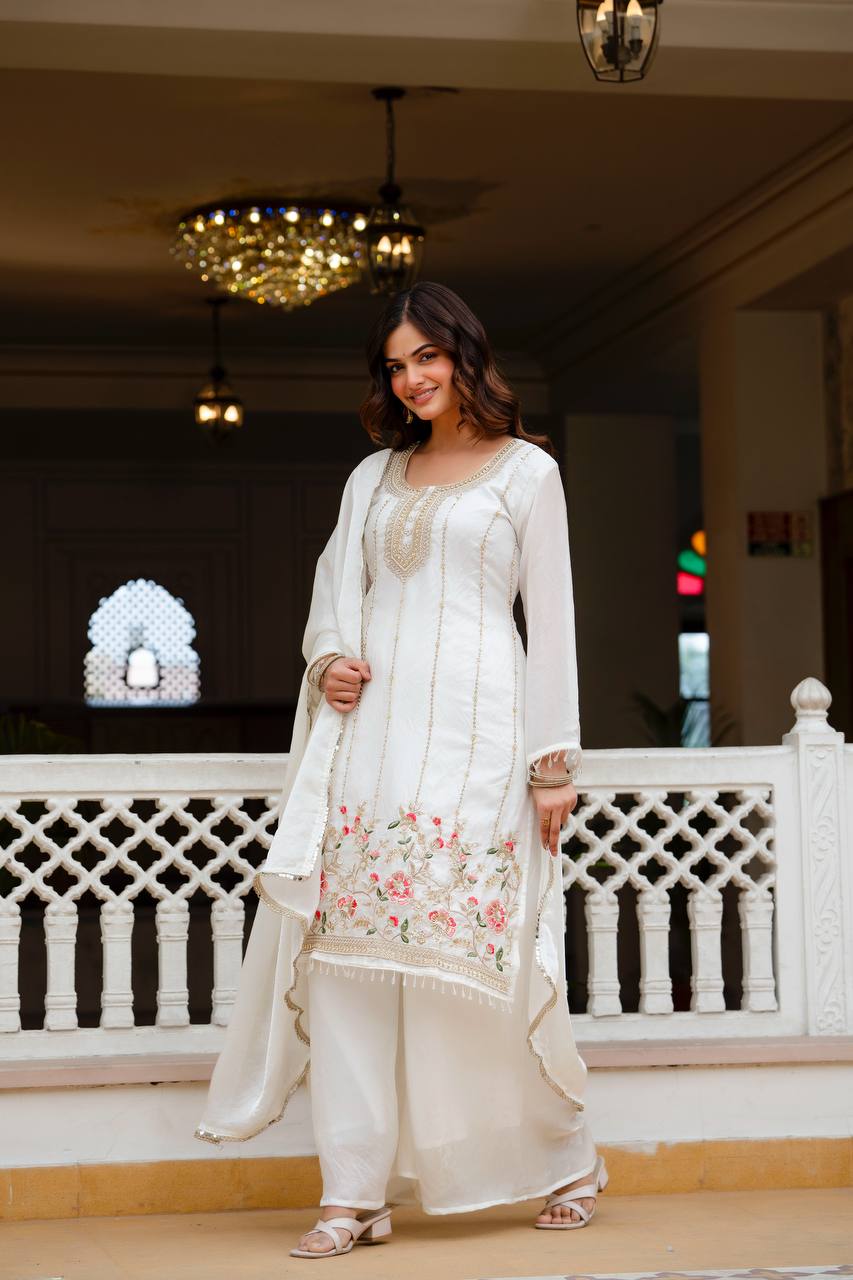 GorIvory White Fandi Silk Kurti Palazzo Dupatta Set